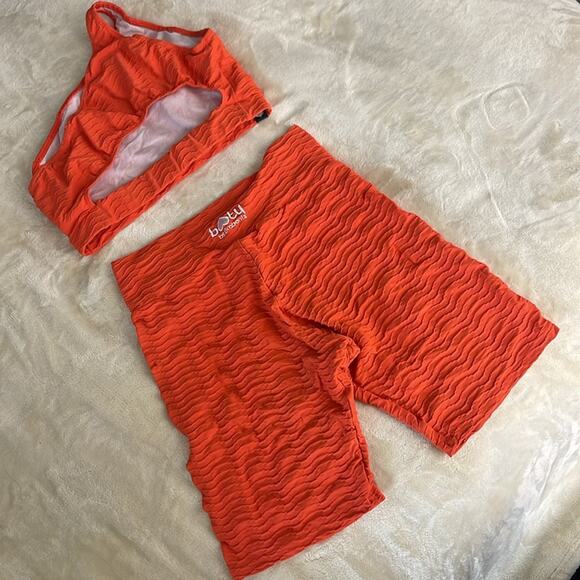 BOOTY BY BRABANTS Orange Croco Textured Two Piece One Shoulder Shorts Set OSFM - Picture 2 of 2
